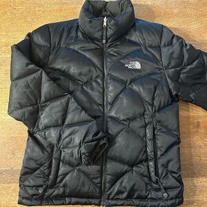 North face 550 down filled puffer jacket